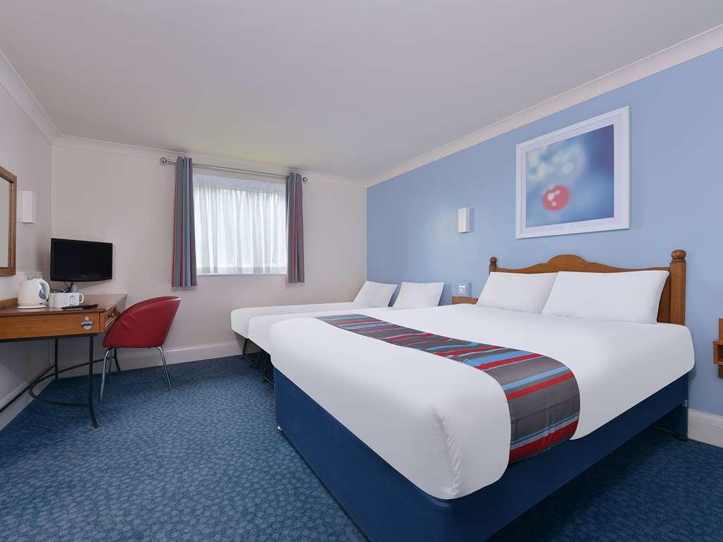 Travelodge Walton On Thames Oda fotoğraf